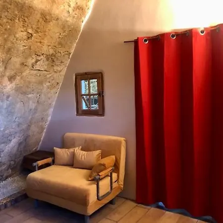 Semi-troglodyte Du Coustal * Cajarc