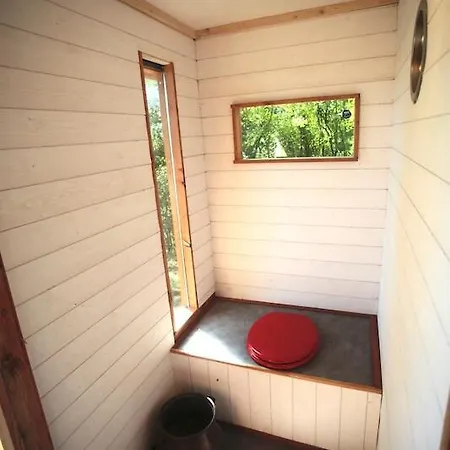 Semi-troglodyte Du Coustal Chalet *